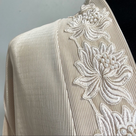 SL Collections Open Front Embroidered Cardigan M/L - Picture 5 of 11